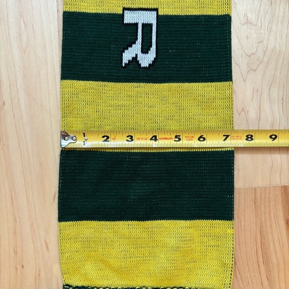 Oregon Ducks Knit Soccer Sports Scarf 60inch - Picture 9 of 9